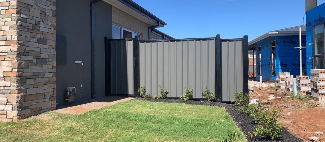 Home Group MFS3282 gate